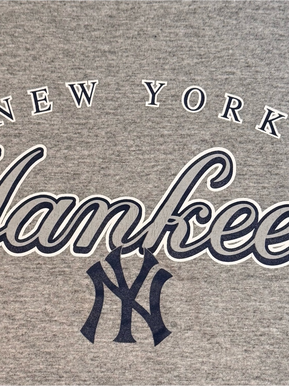 Lee Gray New York Yankees Graphic Tee-2XL(26x32)